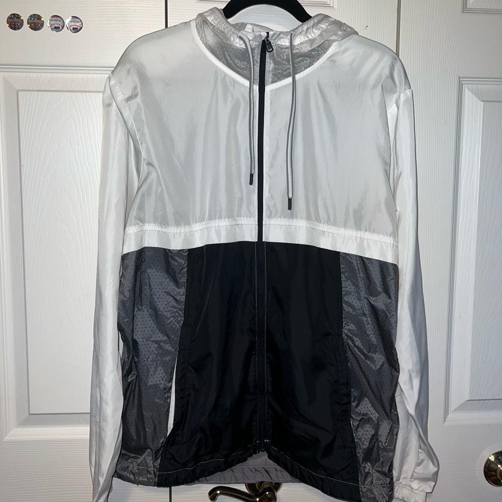 Under Armour White, Black, and Grey Sportstyle Windbreaker